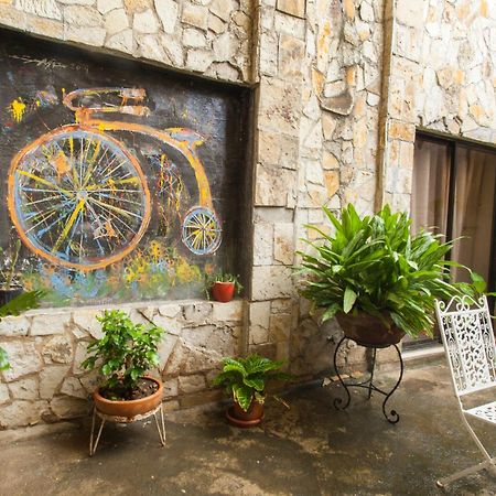 La Posada Del Arcangel Managua Buitenkant foto
